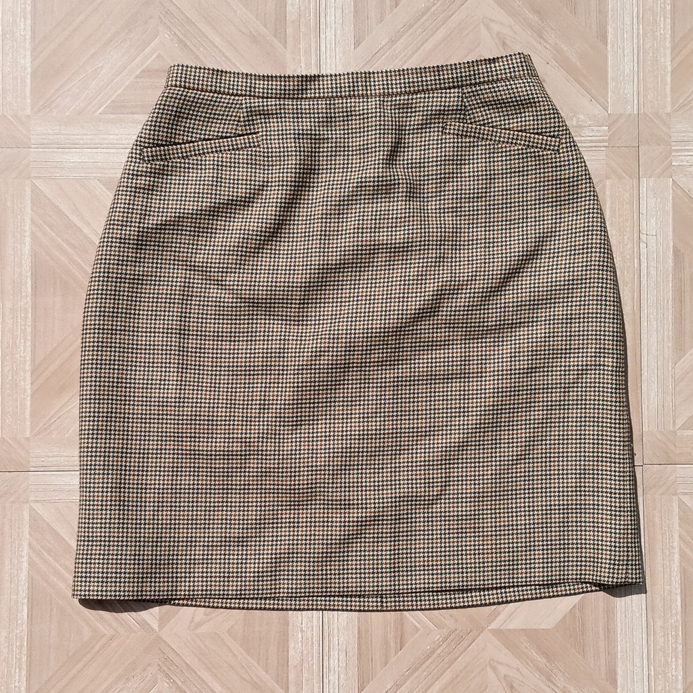 Ann Taylor houndstooth midi skirt 100% wool with faux pockets skirt size 8